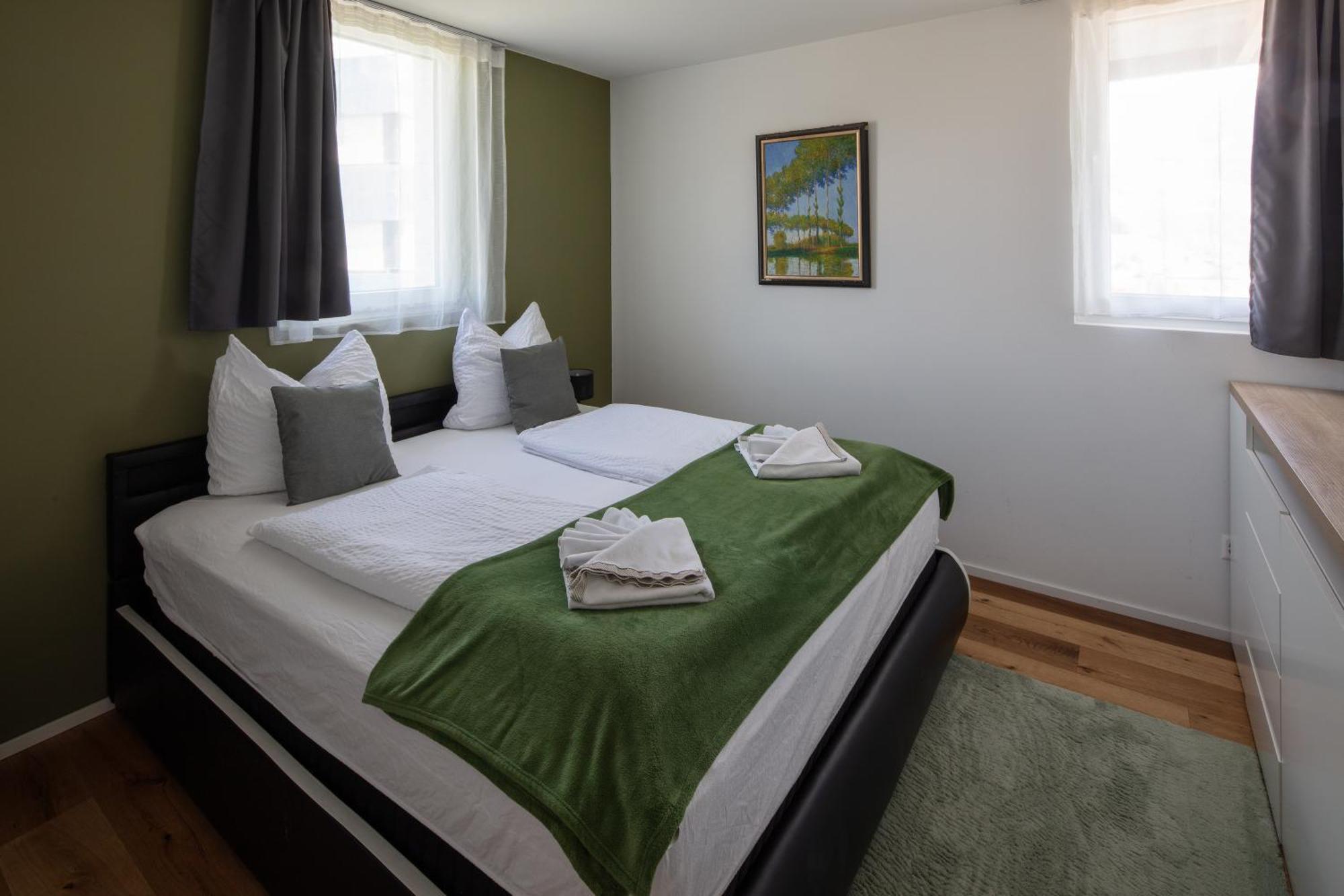 Berg & Berg Apartments - Spiez Self-Check-In 외부 사진