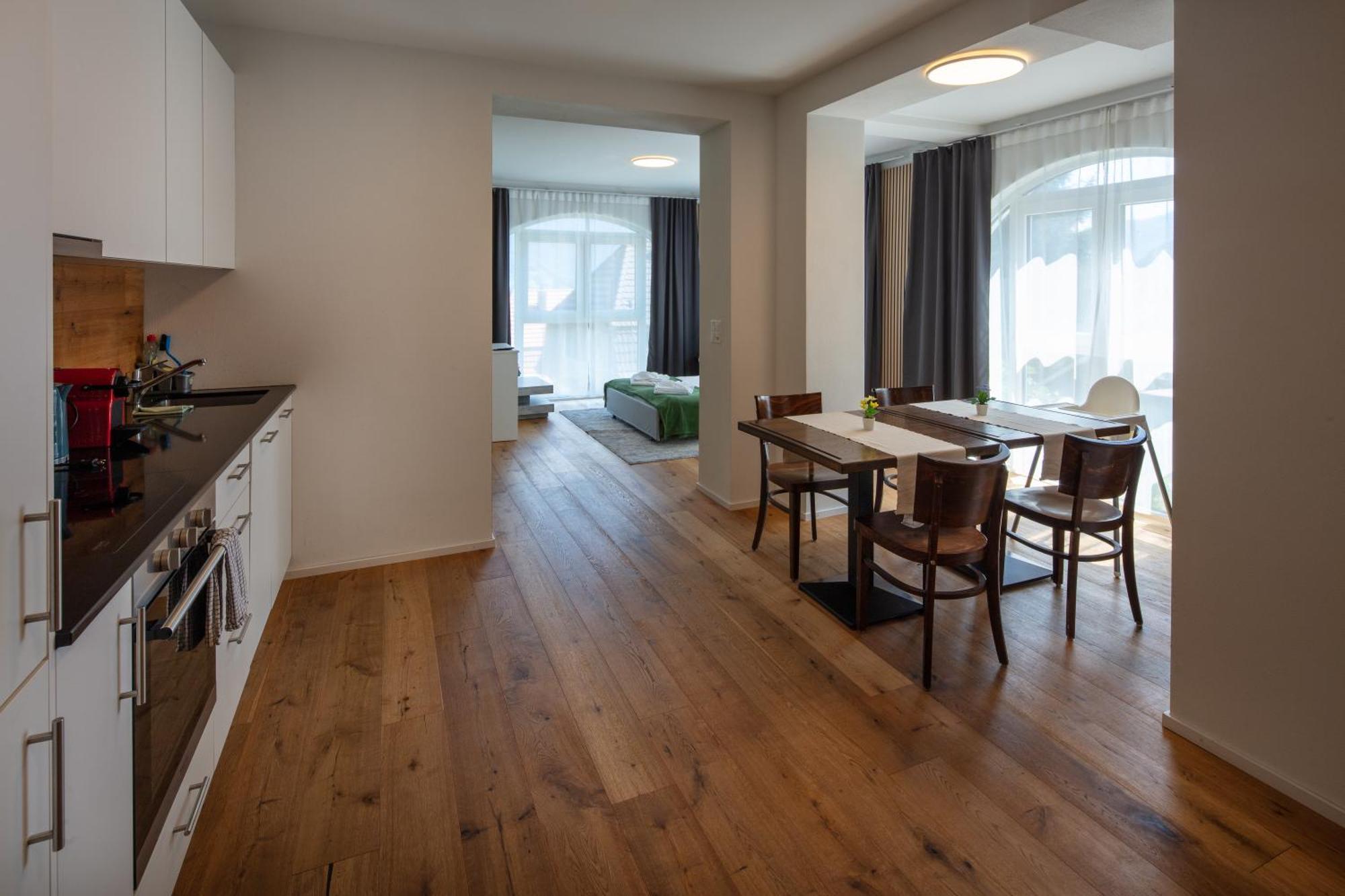 Berg & Berg Apartments - Spiez Self-Check-In 외부 사진